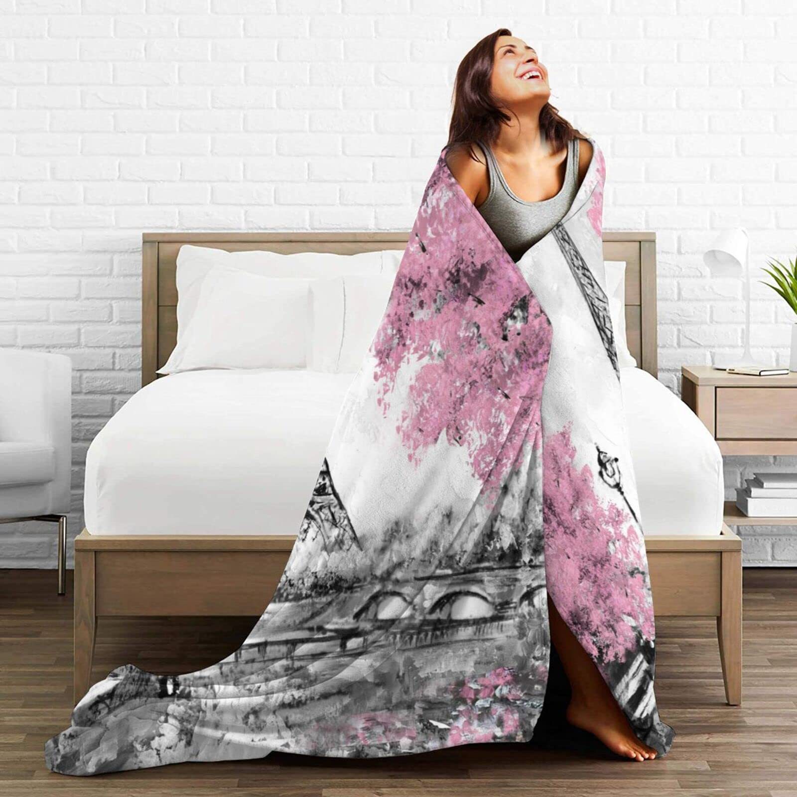 Eiffel Tower in Paris Printed  – обзор и цена Home Textiles Paris