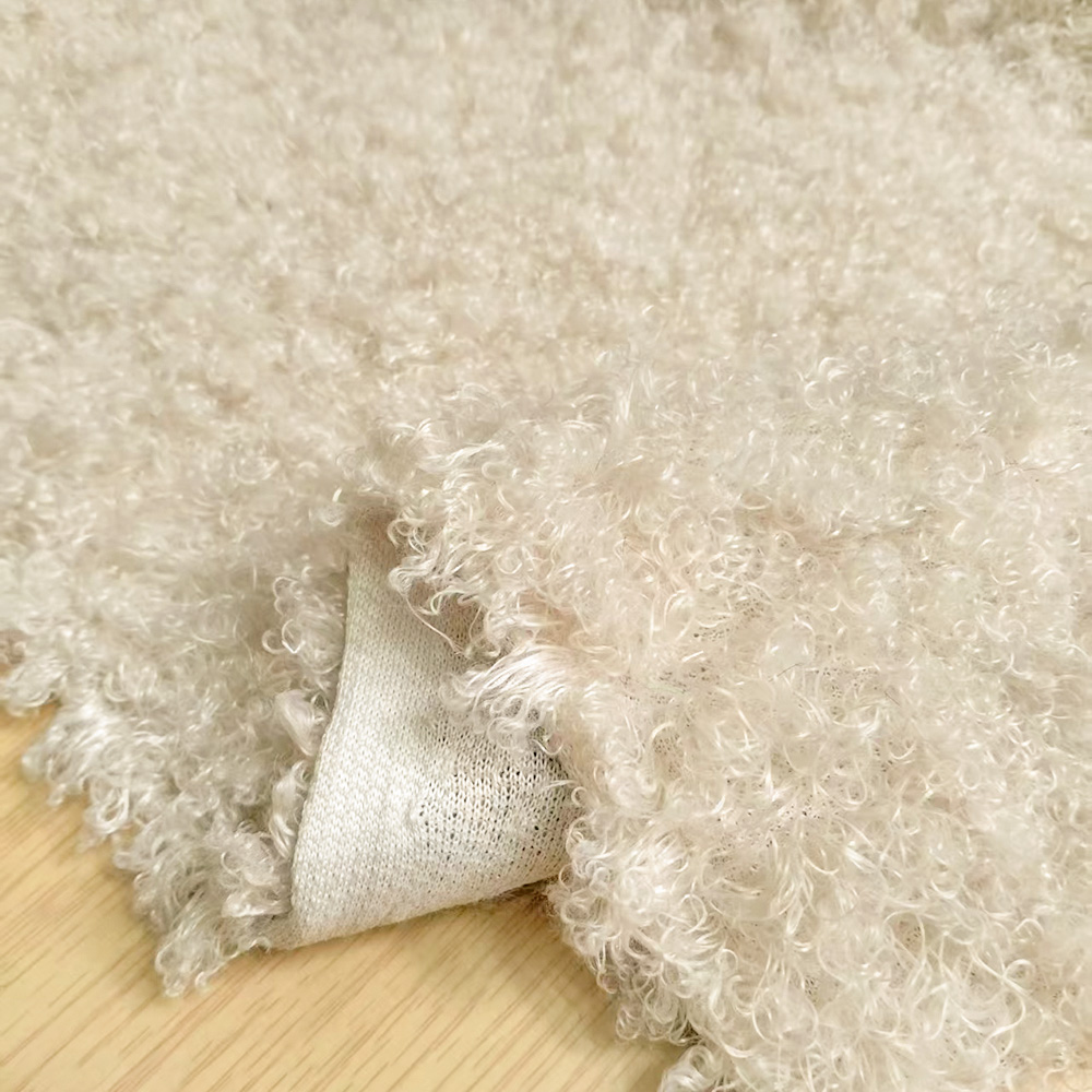 Classic lamb roll synthetic fu – обзор и цена Home Textiles Classic Fashion